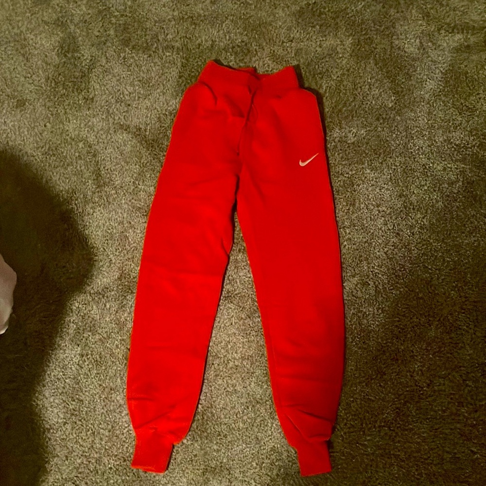 Nike sweat-pant jogger